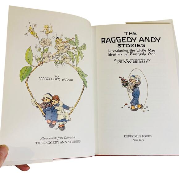 Lot of 4 Raggedy Ann and Andy Books Assorted Hardcover Scratch & Sniff - Picture 3 of 6